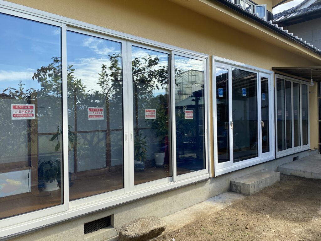 マドアーズ！沖縄（内カバー）05